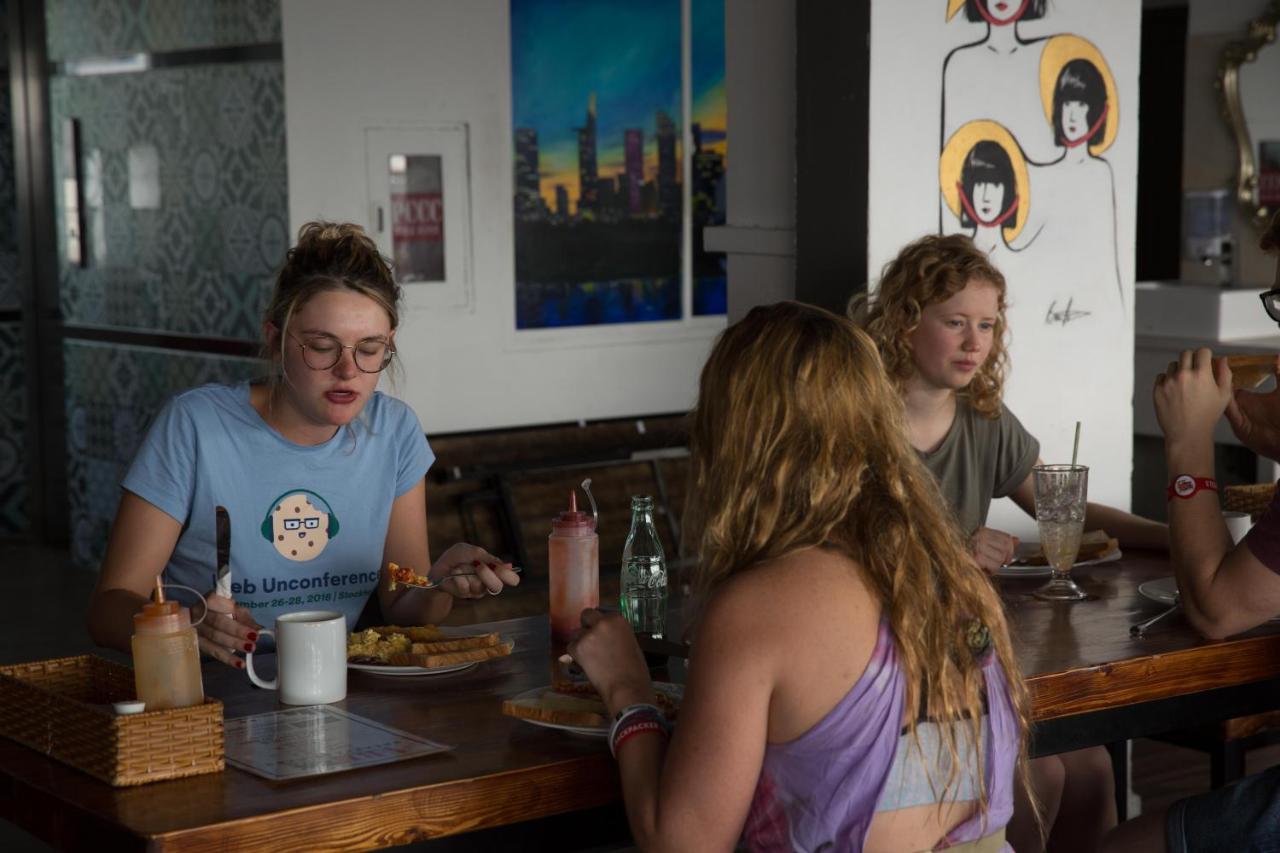 Vietnam Backpacker Hostels - Saigon Ho Şi Min Dış mekan fotoğraf